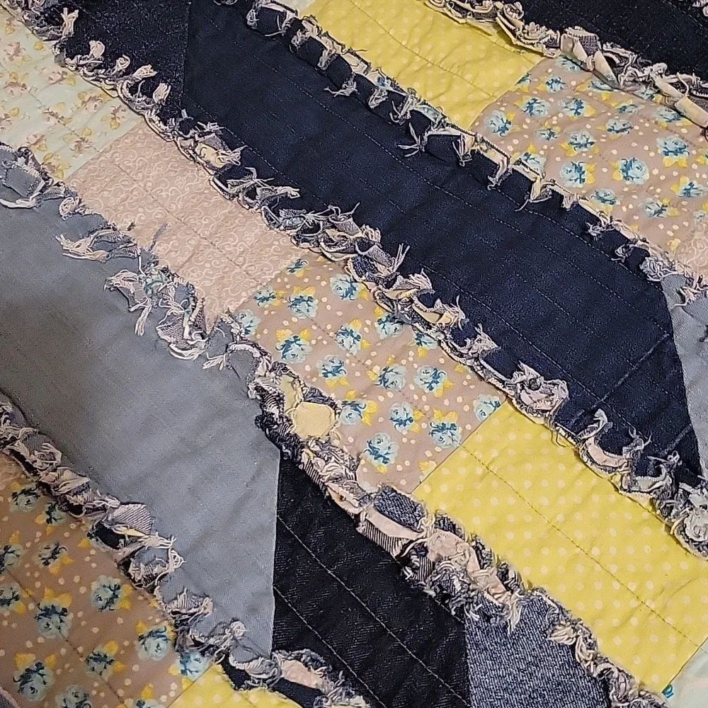 Upcyclef Twin Rag Quilt hand crafted with Denim Jeans Blue Yellow &  Gray Fabric